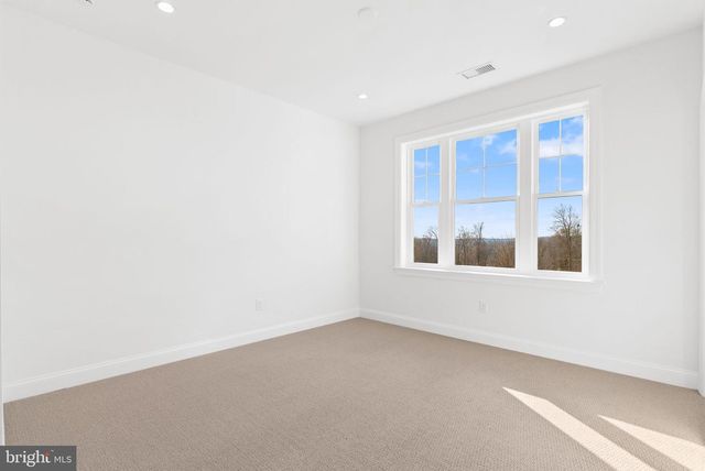 108 LEXINGTON MNR, Glenmoore, PA 19343