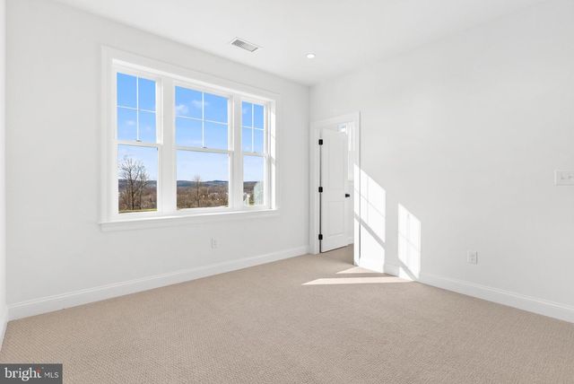 108 LEXINGTON MNR, Glenmoore, PA 19343