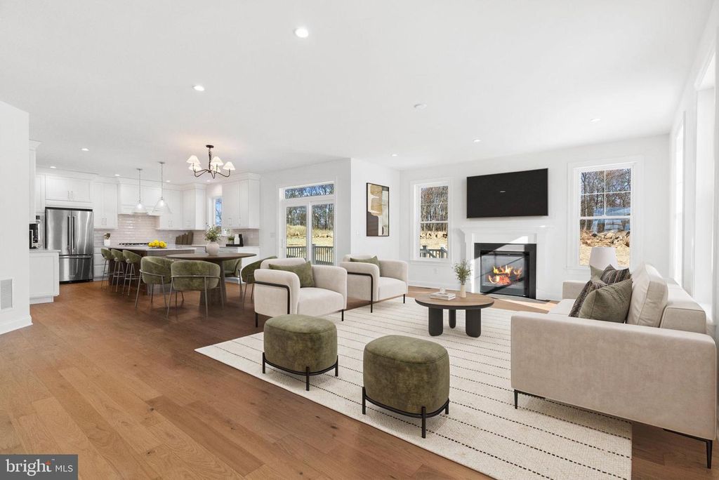 108 LEXINGTON MNR, Glenmoore, PA 19343