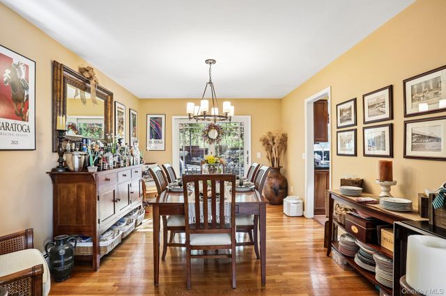21 Stonehouse Road, Somers, NY 10589