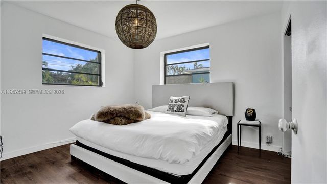 1105 N 31st Ct, Hollywood, FL 33021