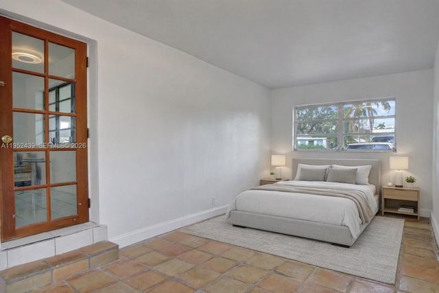 1105 N 31st Ct, Hollywood, FL 33021