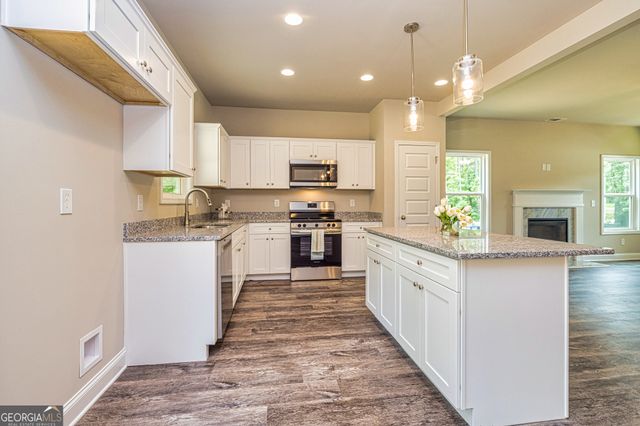 336 Barnetts Bridge Road, Jackson, GA 30233