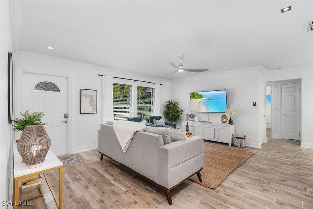 10230 Sandy Hollow LN, Bonita Springs, FL 34135