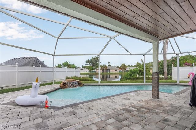 10230 Sandy Hollow LN, Bonita Springs, FL 34135