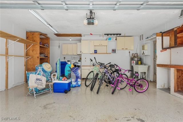 10230 Sandy Hollow LN, Bonita Springs, FL 34135