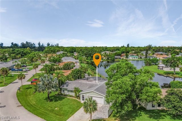 10230 Sandy Hollow LN, Bonita Springs, FL 34135
