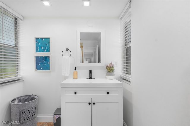 10230 Sandy Hollow LN, Bonita Springs, FL 34135