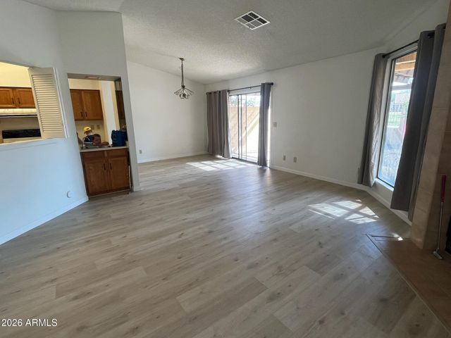 12234 S SHOSHONI Drive, Phoenix, AZ 85044
