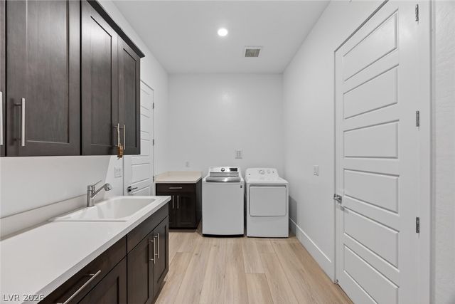 7967 Aravani Court, Las Vegas, NV 89131