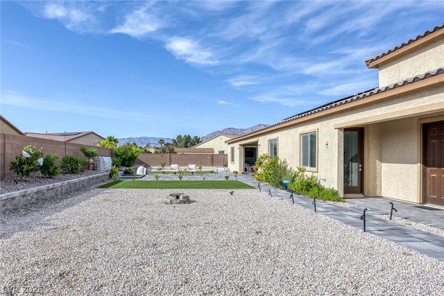 7967 Aravani Court, Las Vegas, NV 89131