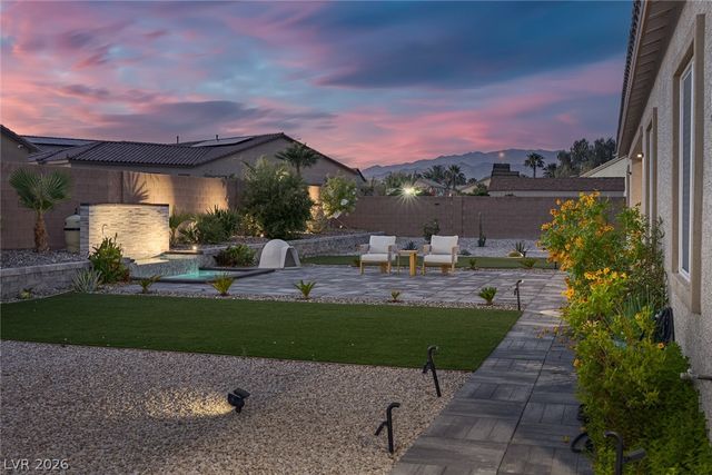 7967 Aravani Court, Las Vegas, NV 89131