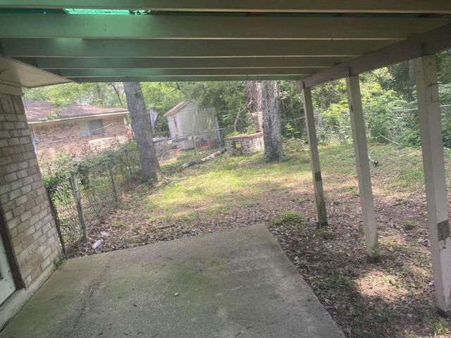 1821 Live Oak Drive, Conroe, TX 77301