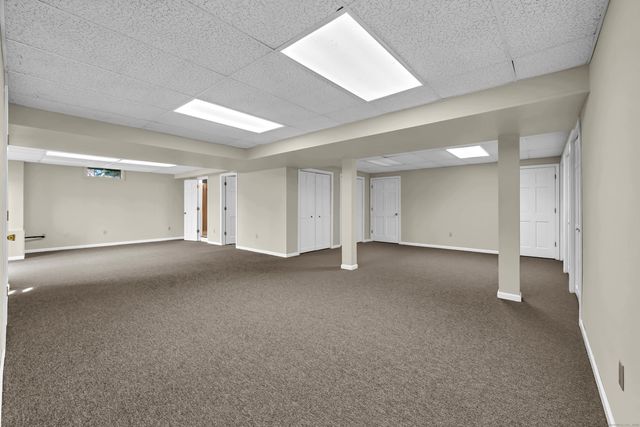 7 Carriage Lane, New Fairfield, CT 06812