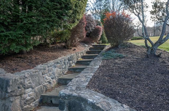 7 Carriage Lane, New Fairfield, CT 06812