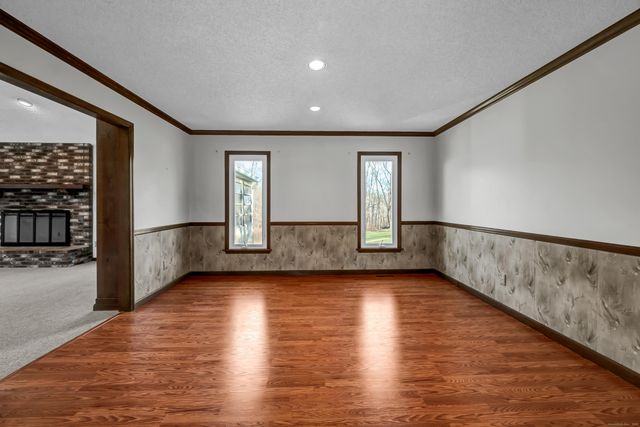 7 Carriage Lane, New Fairfield, CT 06812