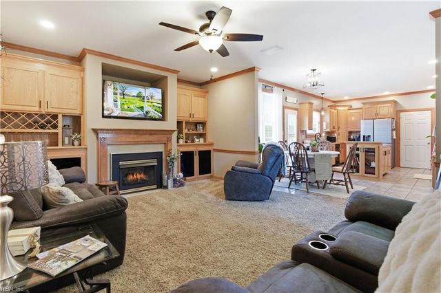 13290 Corinth RD, Ivor, VA 23866