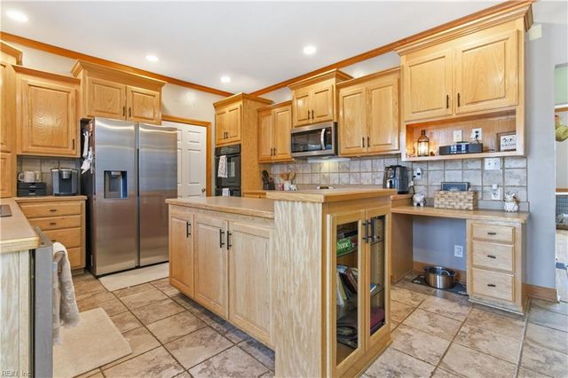 13290 Corinth RD, Ivor, VA 23866