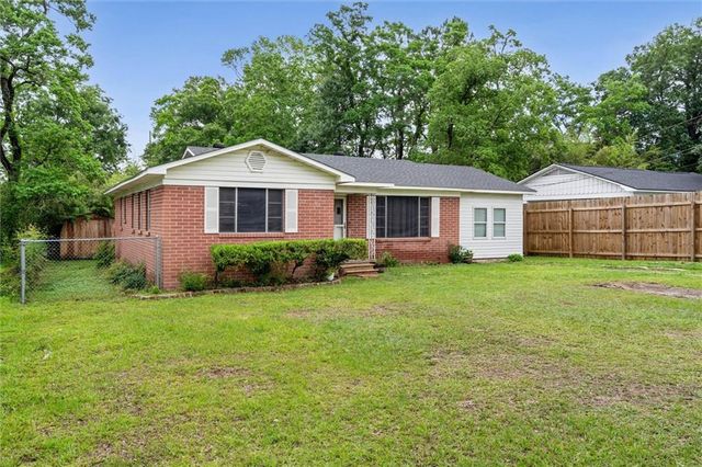 908 Leon Street, Saraland, AL 36571