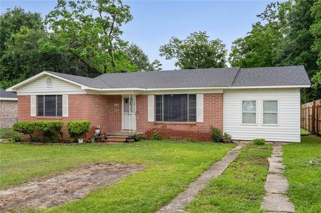 908 Leon Street, Saraland, AL 36571