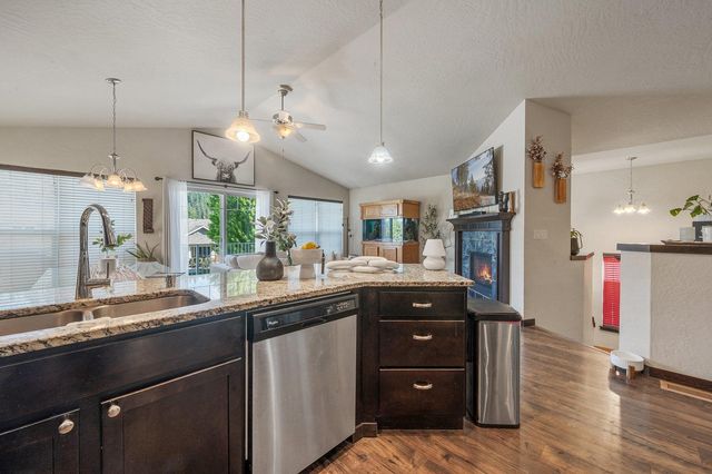 11728 E Rivercrest Dr, Spokane Valley, WA 99206