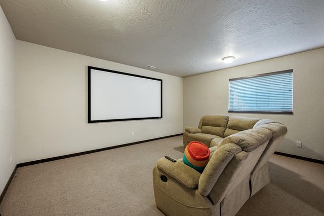 11728 E Rivercrest Dr, Spokane Valley, WA 99206