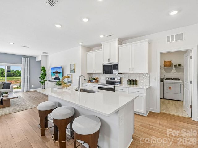 3050 14th Avenue NE, Conover, NC 28613