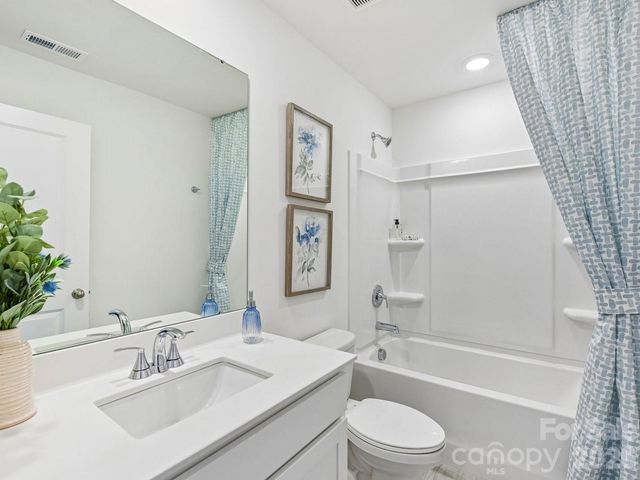 3050 14th Avenue NE, Conover, NC 28613