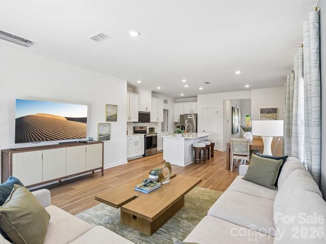 3050 14th Avenue NE, Conover, NC 28613