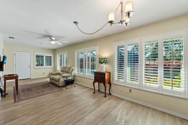 5100 SE Hanson Circle, Stuart, FL 34997