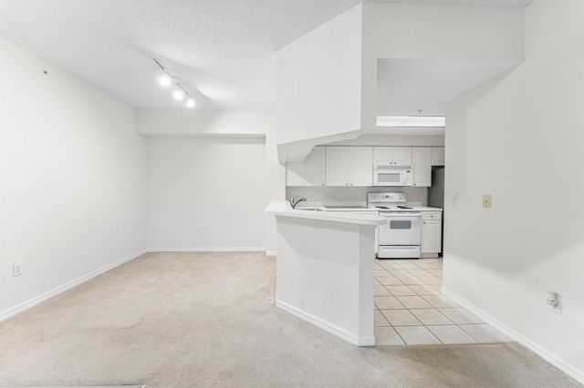 2726 Anzio Court 308, Palm Beach Gardens, FL 33410