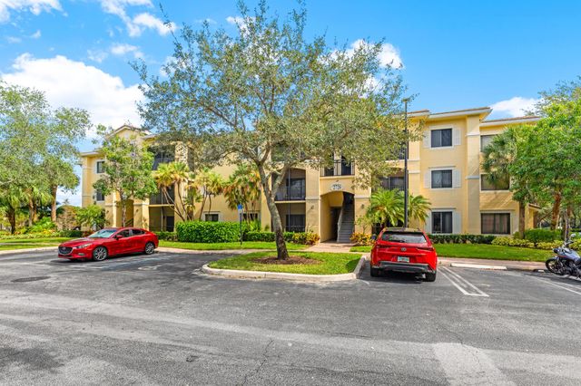 2726 Anzio Court 308, Palm Beach Gardens, FL 33410