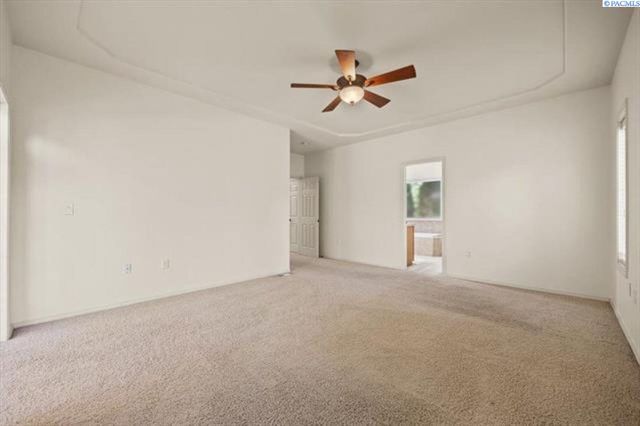 100 Willowbrook Pl, Richland, WA 99352