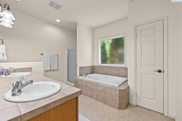 100 Willowbrook Pl, Richland, WA 99352