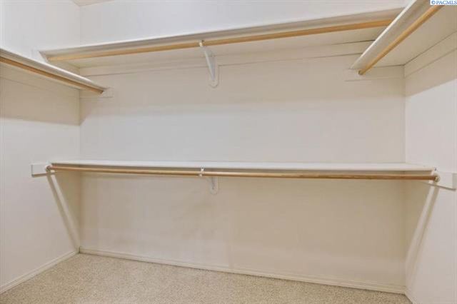 100 Willowbrook Pl, Richland, WA 99352