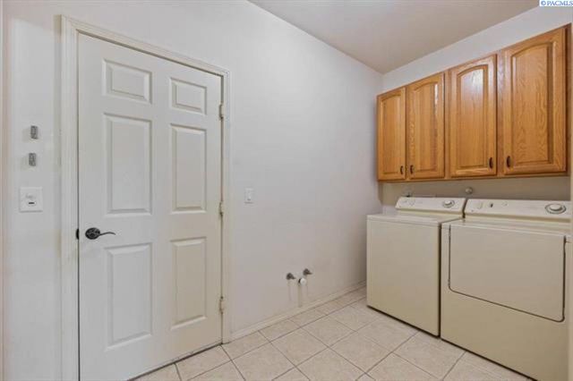 100 Willowbrook Pl, Richland, WA 99352