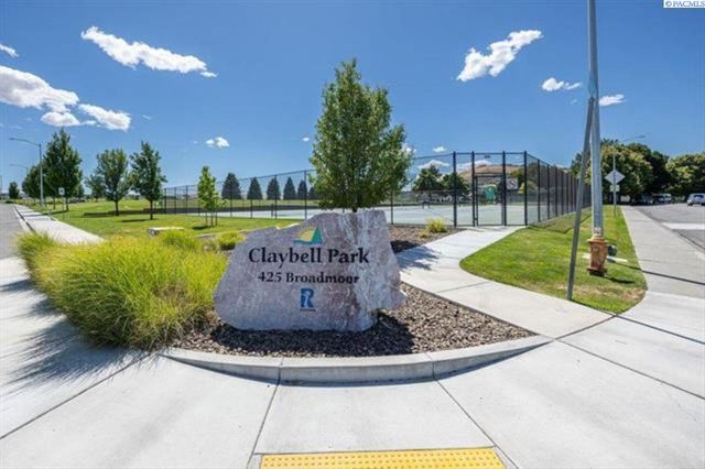 100 Willowbrook Pl, Richland, WA 99352