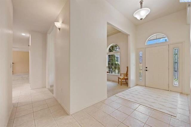 100 Willowbrook Pl, Richland, WA 99352