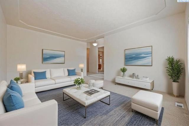 100 Willowbrook Pl, Richland, WA 99352