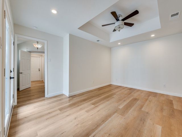 1129 Yorkshire Drive, Carrollton, TX 75007