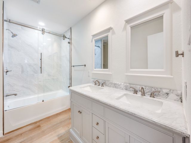 1129 Yorkshire Drive, Carrollton, TX 75007