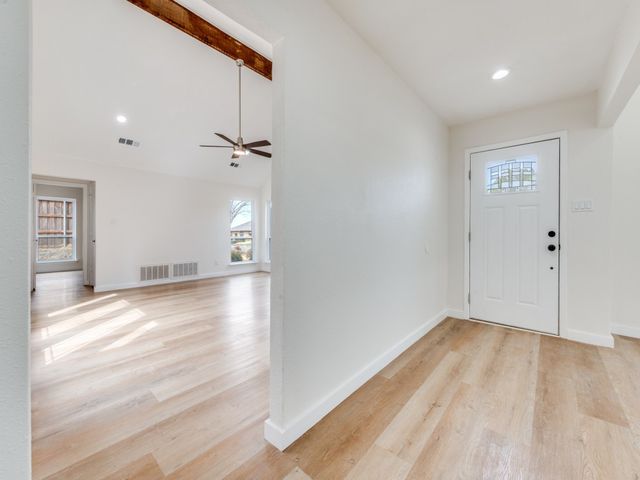 1129 Yorkshire Drive, Carrollton, TX 75007