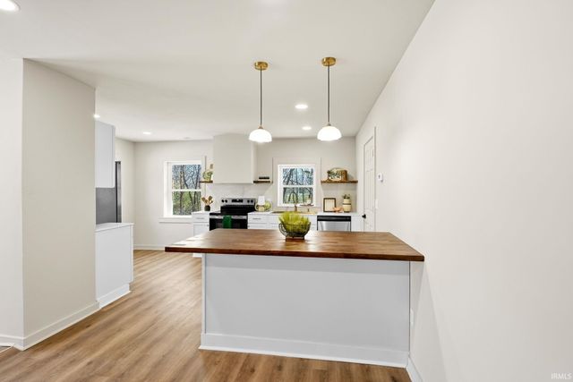 2524 Diefenbach Road, Evansville, IN 47720