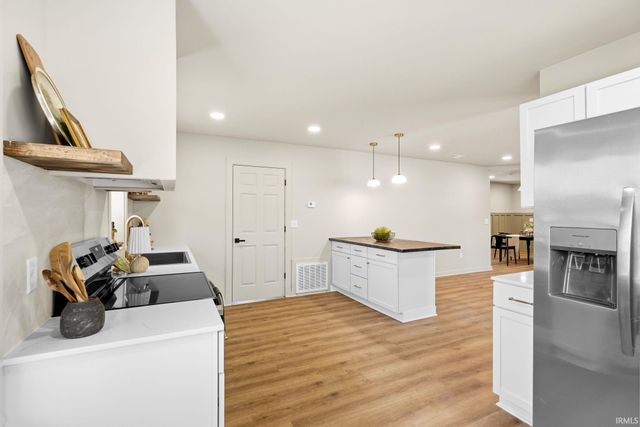 2524 Diefenbach Road, Evansville, IN 47720