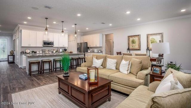 8745 101st Court, Vero Beach, FL 32967