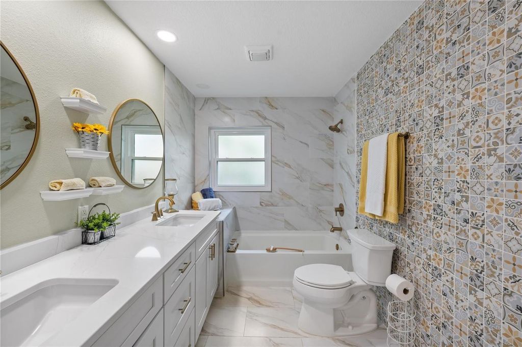 Image 9 of property listing at 2344 WOODCREST DRIVE, Winter Park, FL 32792