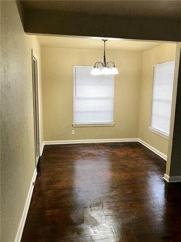 932 Harlandale Avenue, Dallas, TX 75216