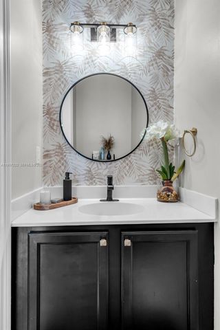 447 Corte Madera Ln 3, West Palm Beach, FL 33401