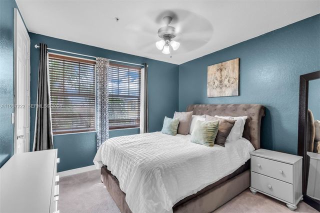 447 Corte Madera Ln 3, West Palm Beach, FL 33401