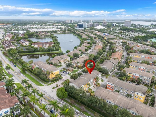 447 Corte Madera Ln 3, West Palm Beach, FL 33401